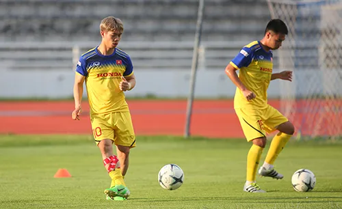  Các tuyển thủ Việt Nam thả lỏng chờ trận chung kết với Cuaracao ảnh 2