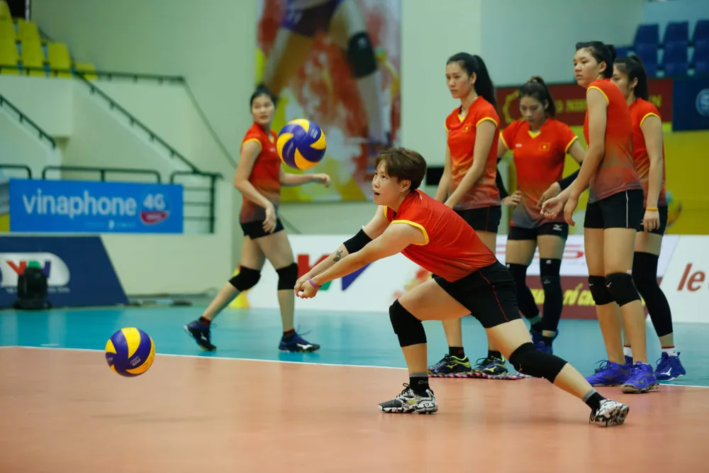 Đội tuyển nữ Việt Nam thoải mái tinh thần trước VTV Cup 2019 ảnh 4