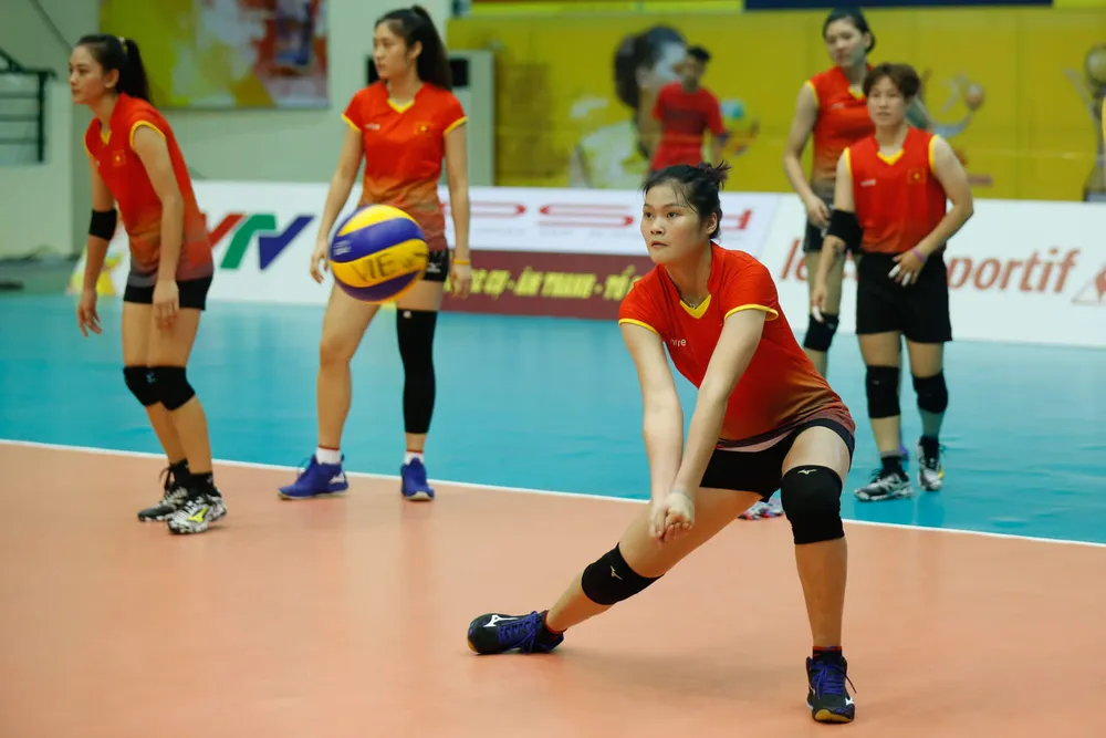 Đội tuyển nữ Việt Nam thoải mái tinh thần trước VTV Cup 2019 ảnh 8