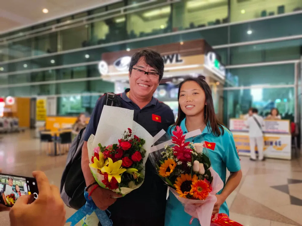 Tiền đạo Huỳnh Như: Chiến thắng được xây từ khát vọng ảnh 9