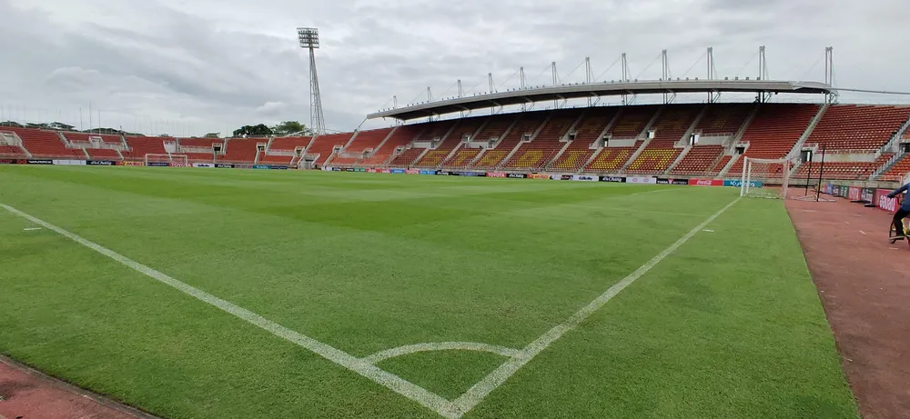 Khám phá sân Thammasat chuẩn bị cho “đại chiến” Thái Lan - Việt Nam ảnh 9