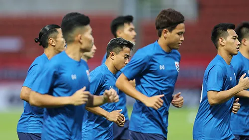 "Messi Thái" tránh áp lực trước trận đại chiến với Việt Nam