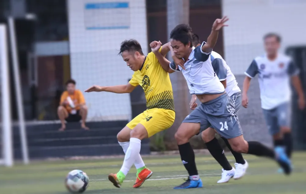 Giải bóng đá 7 người vô địch toàn quốc 2019: Nhiều “cao thủ ” góp mặt ảnh 6