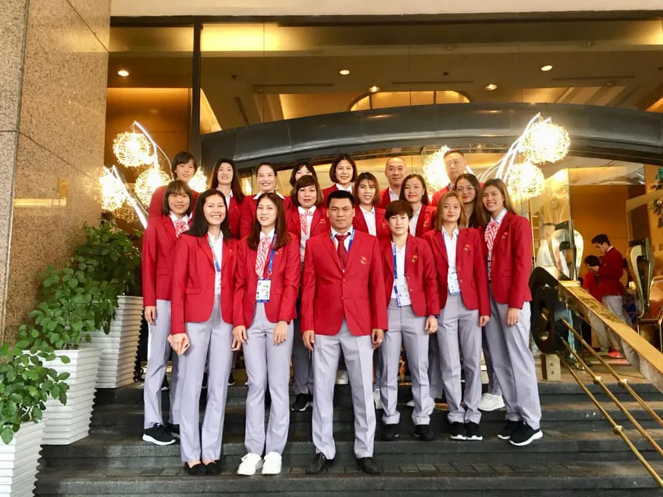 Toàn đội bóng chuyền nữ quyết có huy chương tại SEA Games 30. Ảnh: Nhật Anh