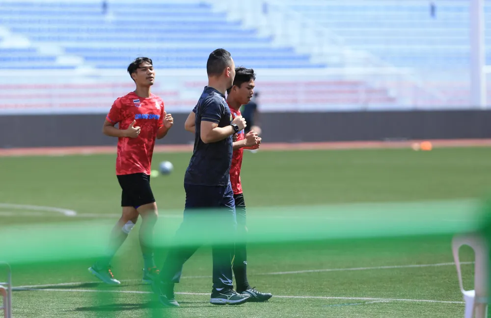 Đột kích buổi tập của U22 Thái Lan trước đại chiến bảng B ảnh 7
