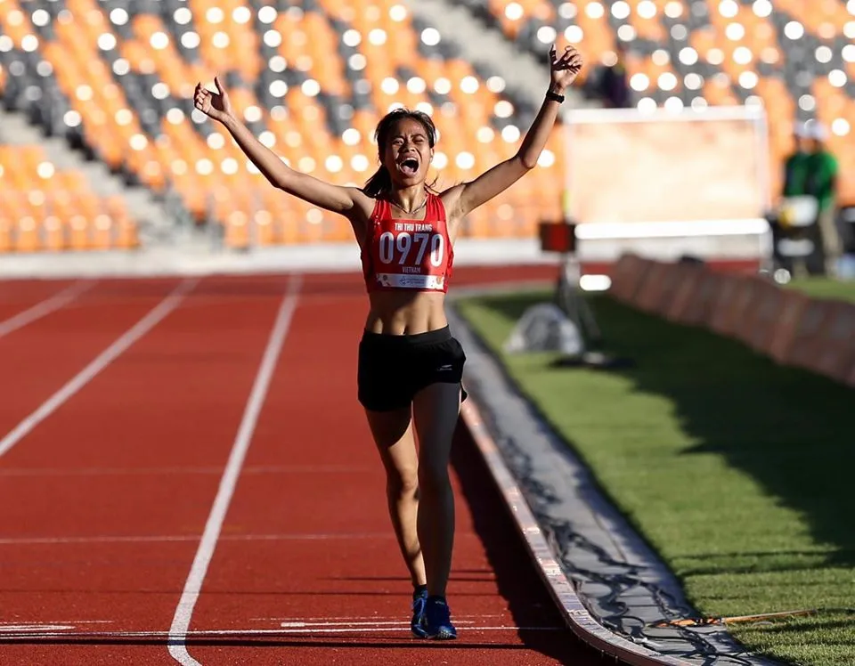 Thu Trang và khoảnh khắc mừng chiến thắng tại SEA Games 30. 