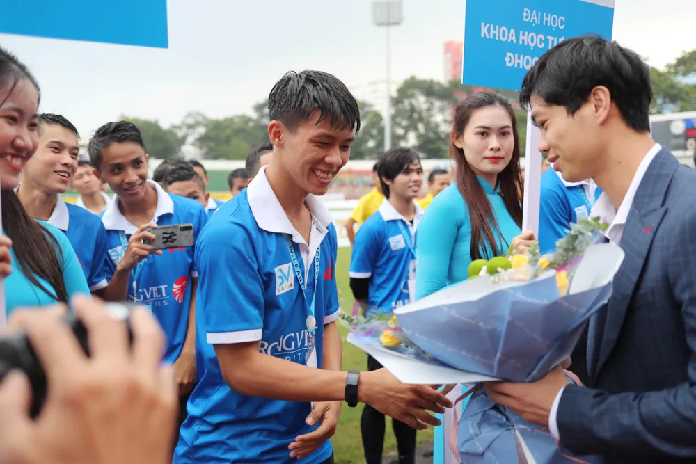 Ấn tượng sân chơi bóng đá sinh viên TPHCM ảnh 5