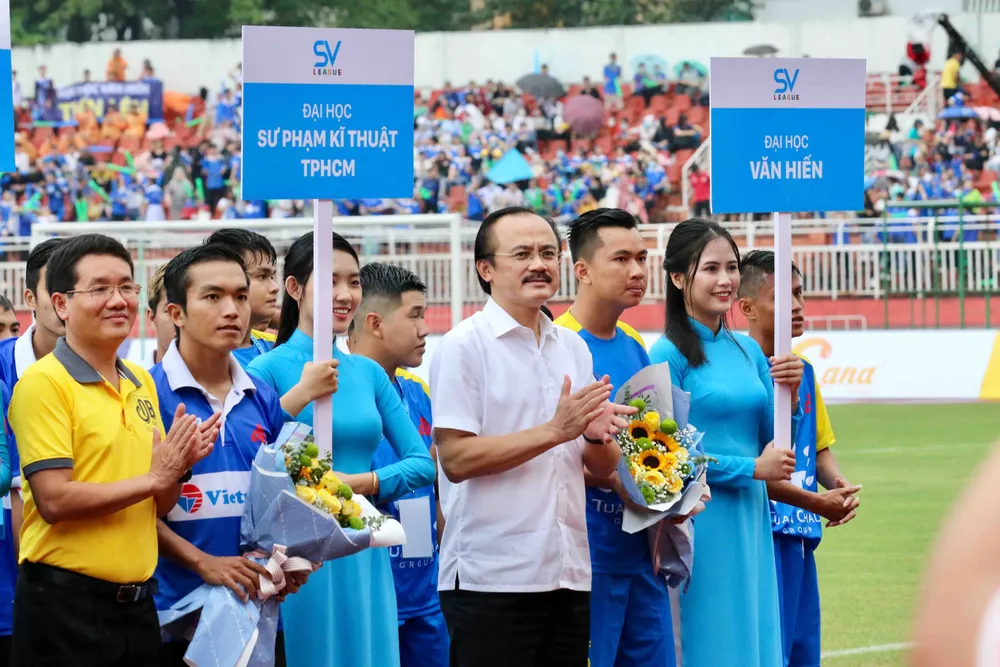 Ấn tượng sân chơi bóng đá sinh viên TPHCM ảnh 4