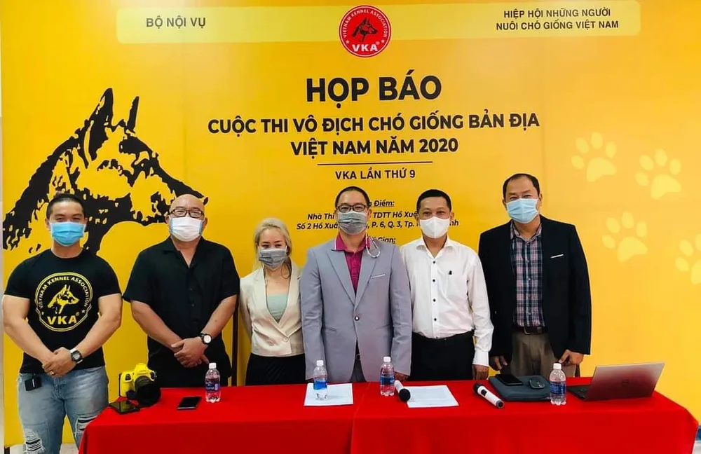 Hơn 100 chú chó tham dự vô địch chó giống bản địa Việt Nam năm 2020 ảnh 1