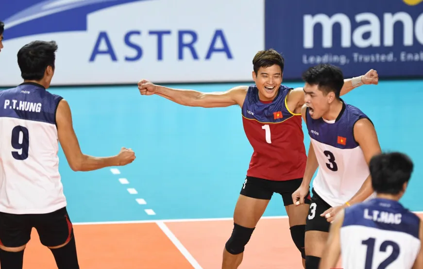 Đội tuyển bóng chuyền nam Việt Nam tập trung chuẩn bị SEA Games 31 ảnh 1