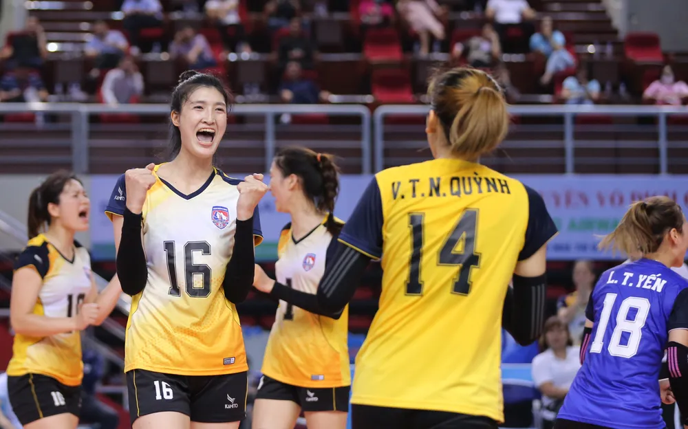 Giải bóng chuyền VĐQG 2021: Những khoảnh khắc ấn tượng trong ngày khai mạc ảnh 8