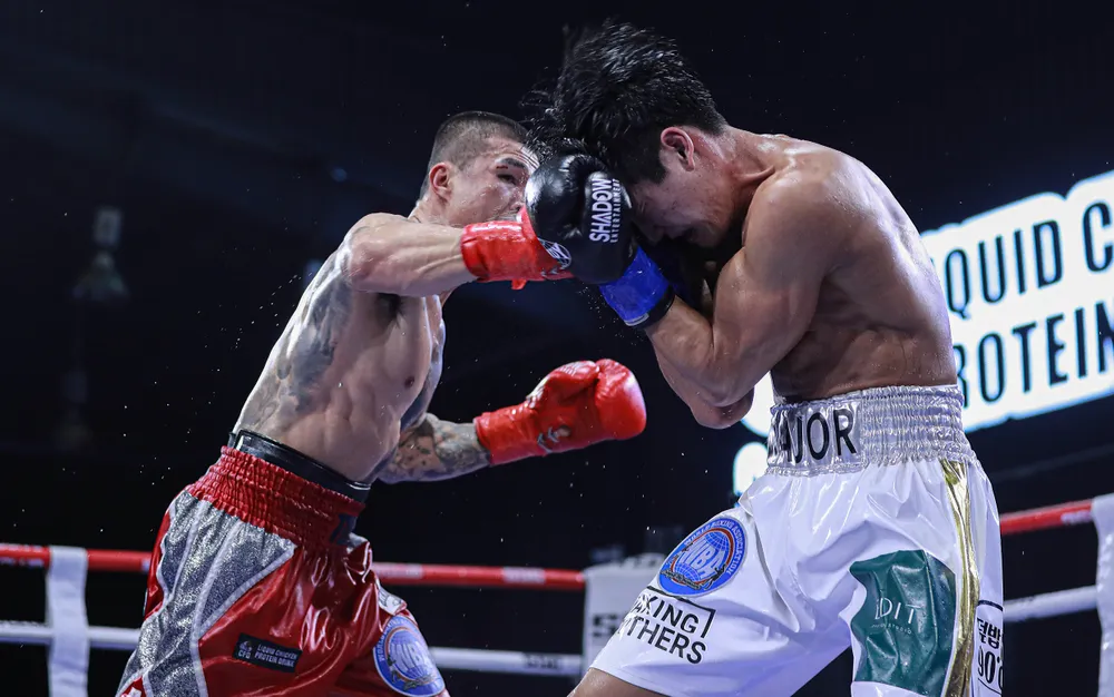 Trương Đình Hoàng bảo vệ đai vô địch WBA châu Á thành công ngay trên sân nhà. Ảnh: Quỳnh Mai.