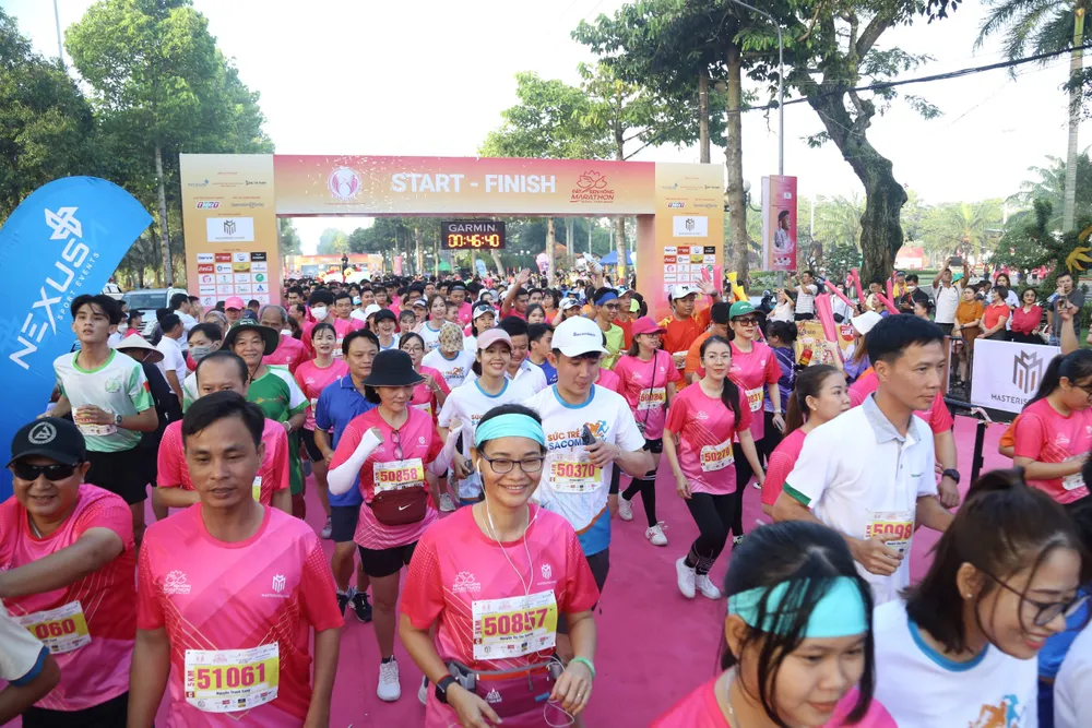 Hơn 6.000 vận động viên sẽ tranh tài tại giải Marathon Đất Sen Hồng - Đồng Tháp 2023 Cúp Masterise Homes. Ảnh: Quỳnh Mai