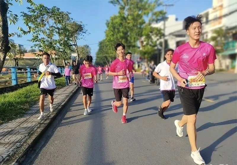 Các VĐV tham gia đường chạy năm 2022