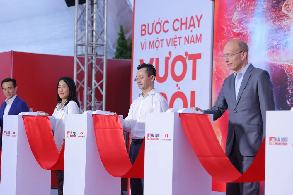 Giải Hà Nội Marathon Techcombank 2023 - Bước chạy vì một Việt Nam vượt trội sẽ diễn ra vào ngày 17-9 Giải Hà Nội Marathon Techcombank 2023 - Bước chạy vì một Việt Nam vượt trội sẽ diễn ra vào ngày 17-9