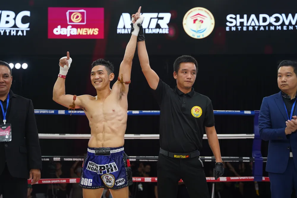 Trương Cao Minh Phát thắng Mostafa Armand để đoạt đai WBC Muay Thai thế giới Trương Cao Minh Phát thắng Mostafa Armand để đoạt đai WBC Muay Thai thế giới
