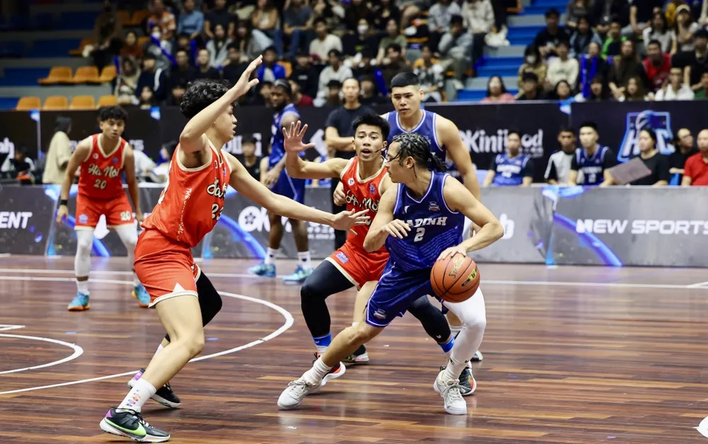 Khởi tranh Vietnam Basketball Championship 2025 - Có 10 đội nam và 5 đội nữ tham dự giải đấu. Ảnh: Dũng Phương