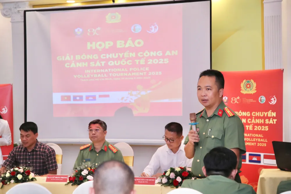 Quang cảnh buổi họp báo giới thiệu về giải bóng chuyền Công an, cảnh sát quốc tế năm 2025. Ảnh: Quỳnh Mai