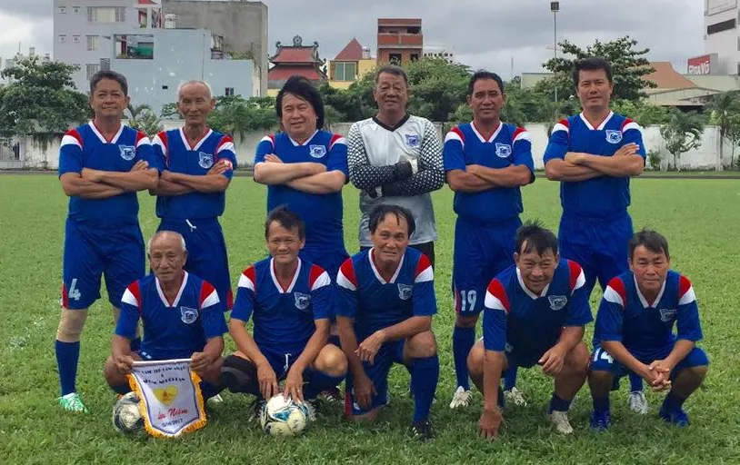 Đội lão tướng Cảng Sài Gòn. Ảnh: QUỐC CƯỜNG