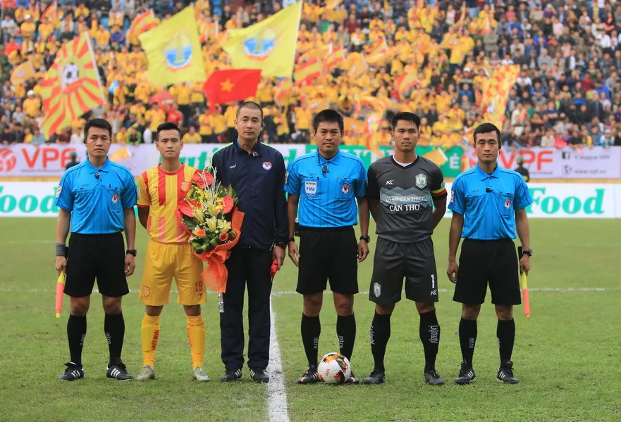 Nam Định chia điểm Cần Thơ trên sân nhà ảnh 1