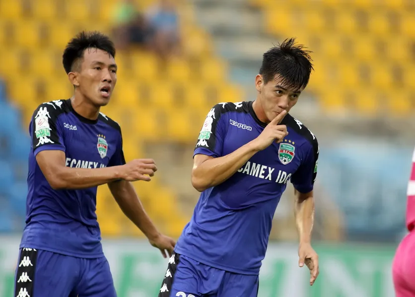 Tiến Linh tỏa sáng với 4 bàn thắng cho B.Bình Dương. Ảnh: ANH KHOA