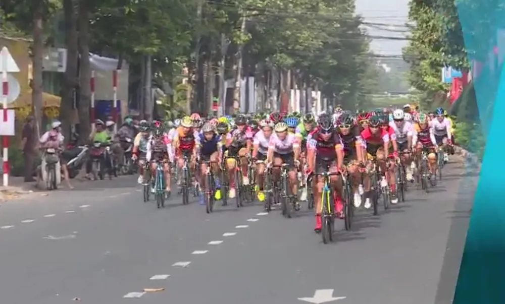 Các tay đua đã bước vào chặng 3 vào ngày 18-5