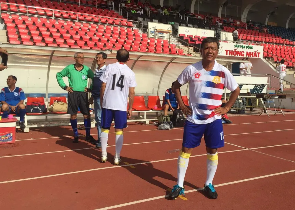 Các cựu cầu thủ họp mặt tưởng niệm 5 năm ngày mất HLV Phạm Huỳnh Tam Lang ảnh 4