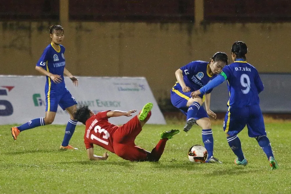 Phong Phú Hà Nam hòa may mắn trước Than Khoáng sản Việt Nam ảnh 1