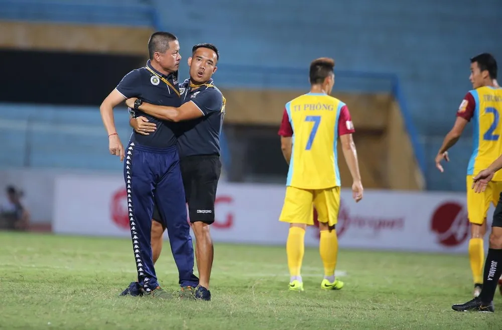 CLB Hà Nội và lời thách thức từ CLB TPHCM ảnh 2