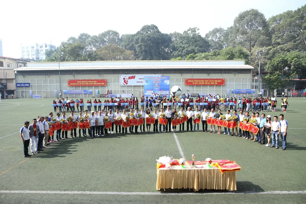 Khởi tranh giải bóng đá Hiệp hội Doanh nghiệp TPHCM ảnh 2