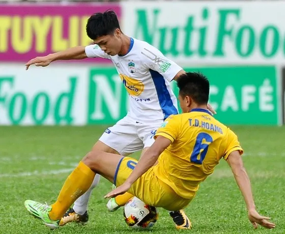 Công Phượng sẽ trở lại với V-League, nhưng khoác áo CLB TPHCM. Ảnh: ANH TIẾN