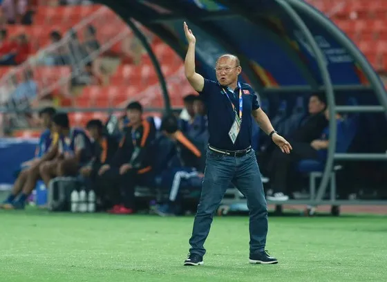 Trên cao gió lớn ảnh 1