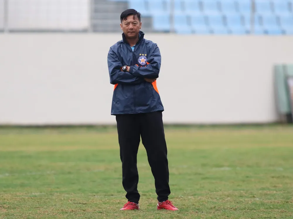 Đà Nẵng chốt bộ ba ngoại binh bằng trung vệ người Serbia ảnh 2