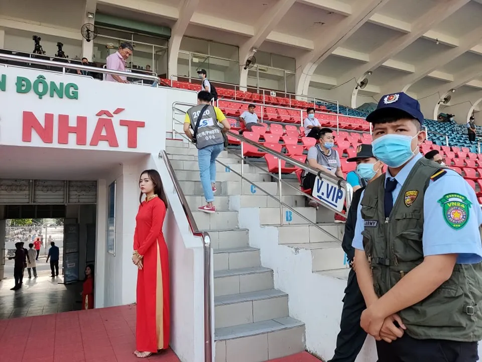 Siêu Cúp 2019: Dưới sân nhộn nhịp hơn khán đài ảnh 6