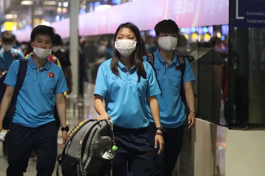 Tuyển nữ Việt Nam lên đường sang Australia ảnh 1