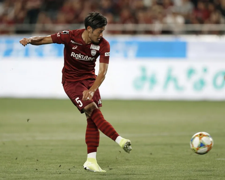 Hậu vệ Gotoku Sakai.