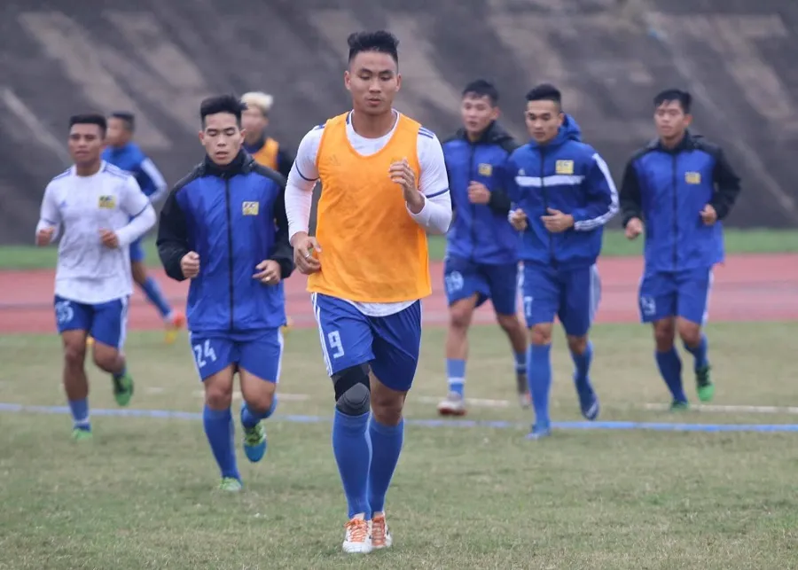 Người hùng U20 Việt Nam hoãn điều trị chấn thương vì ... thiếu tiền ảnh 1