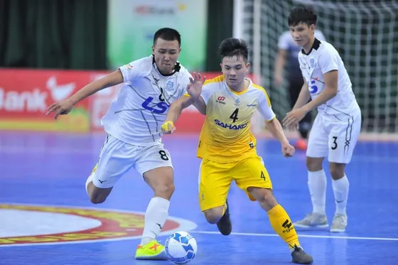 Các đội futsal lần lượt trở lại sân tập ảnh 2