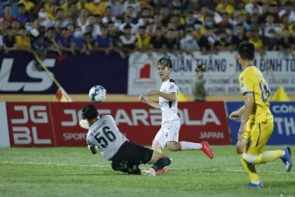 Cúp quốc gia 2020: Đánh bại HA.GL 2-0, CLB Nam Định đi tiếp ảnh 2
