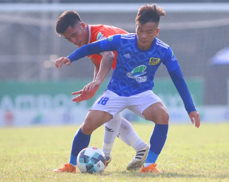 Đà Nẵng có chiến thắng chật vật trước CLB Huế. Ảnh: Viết Định