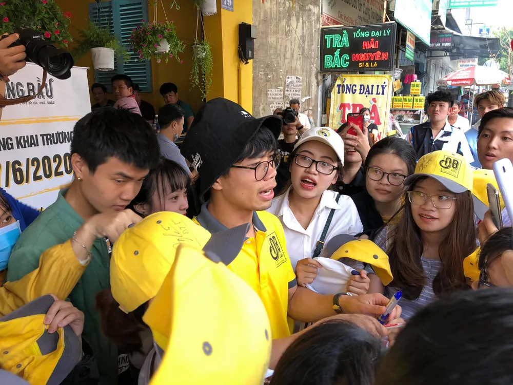 Công Phượng và Đông Triều trở thành đối tác của Ông Bầu ảnh 4