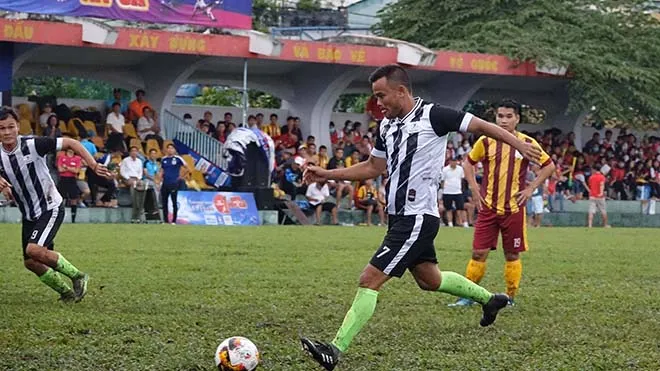 Giải bóng đá “phủi” TPHCM 2020: Quốc An Quốc Michel khẳng định sức mạnh ảnh 1