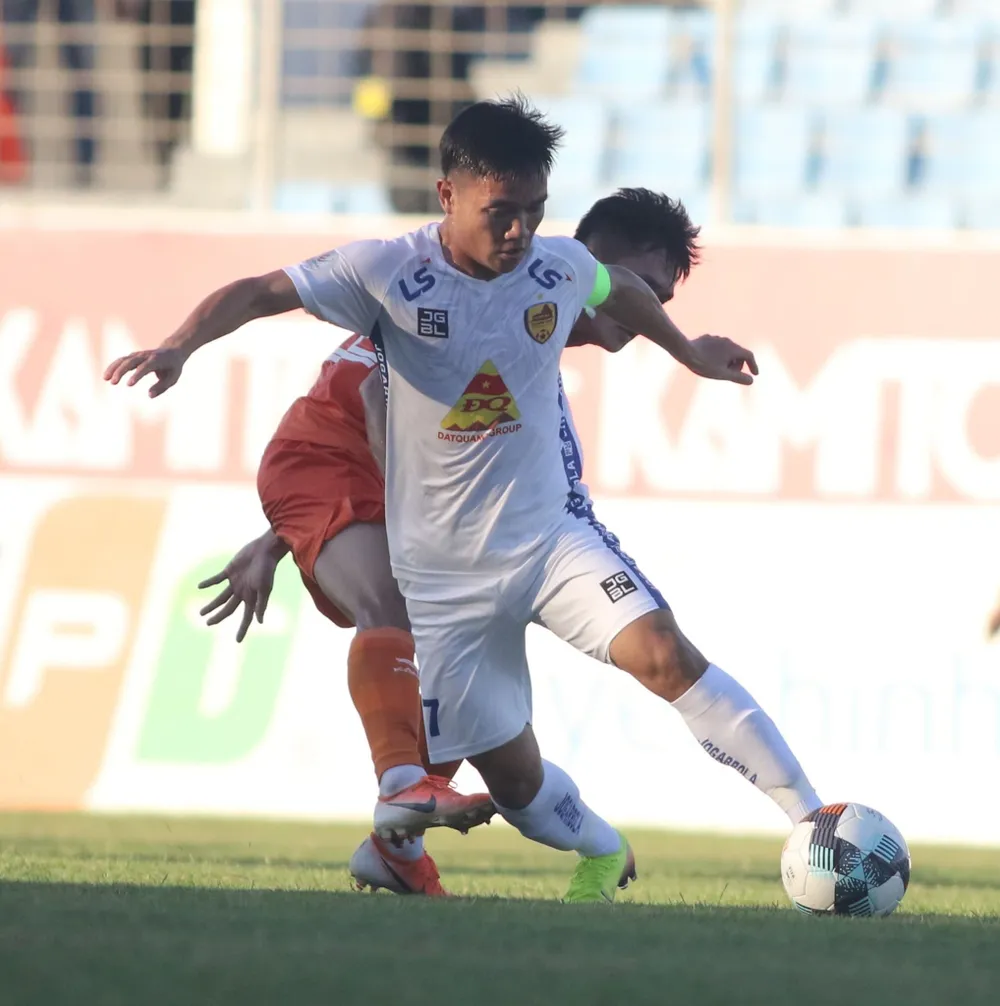 Ngoại binh chói sáng, CLB Đà Nẵng bất ngờ thắng đậm Quảng Nam ảnh 2