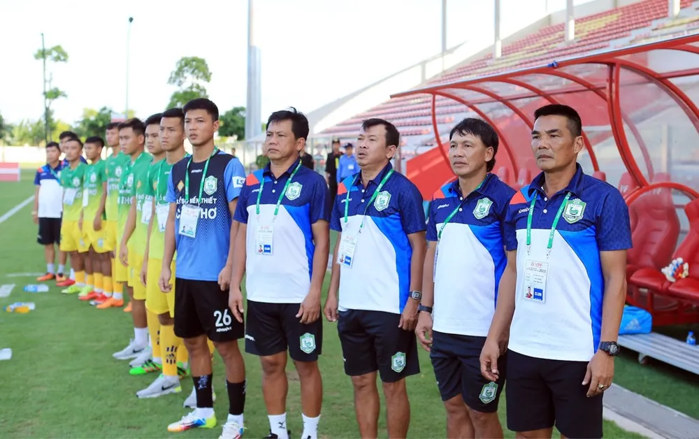 CLB Cần Thơ thua cả ba trận từ đầu giải, vì sao nên nỗi? ảnh 1