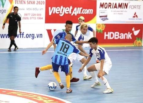 Sakako vươn lên ngôi đầu giải futsal VĐQG 2020 ảnh 1