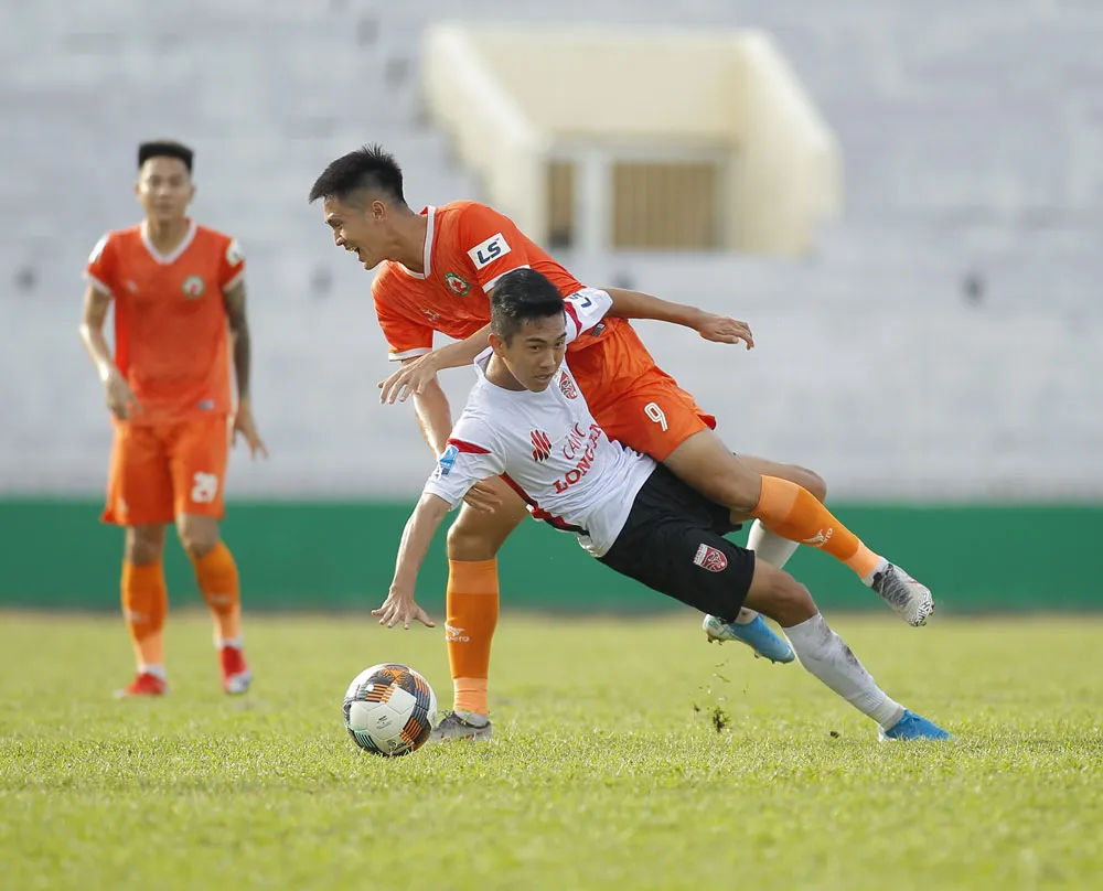 CLB Bình Định chưa khởi sắc và sai số của thầy trò ông Thắng ảnh 2