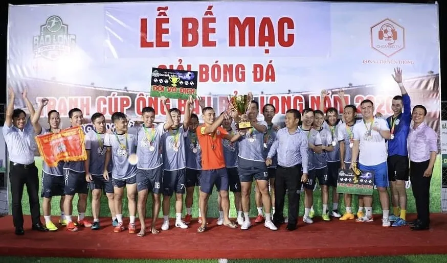 Niềm vui chiến thắng của đội Bảo Long