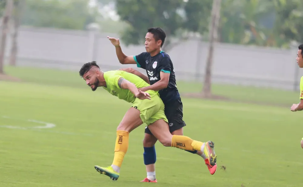 CLB Phố Hiến tích cực ‘làm nóng’ để đua thăng hạng V-League ảnh 1