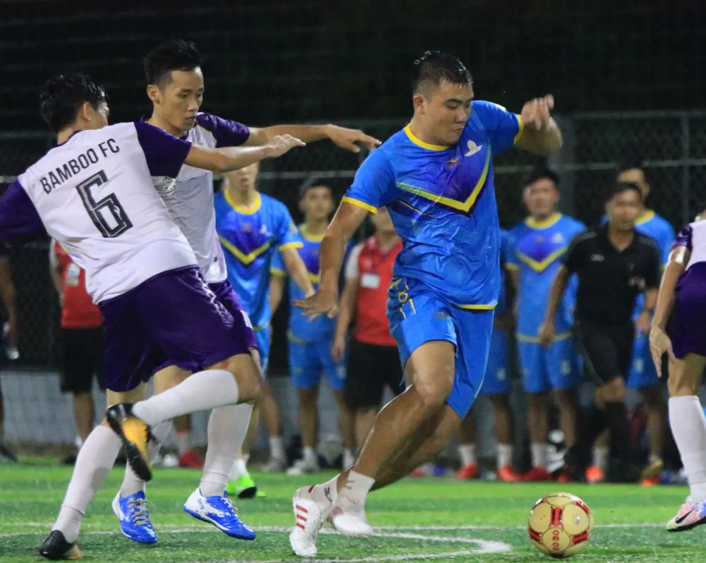 Đăng Khang Land vô địch giải bóng đá siêu phủi TPHCM 2020 ảnh 1