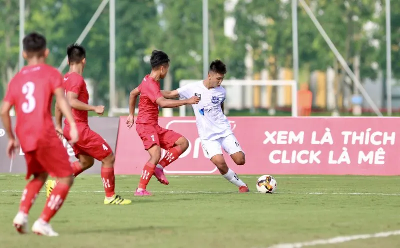 U17 Học viện Nutifood đặt 1 chân vào bán kết VCK U17 quốc gia 2020 ảnh 1